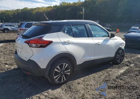 2018 Nissan Kicks S из США, поврежденный, VIN 3N1CP5CU2JL526397